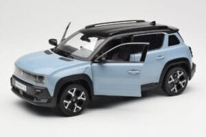 Renault 4 E-Tech Electric Cloud Blue Norev 1:18 185521 Kov – obrázek 2 z 8