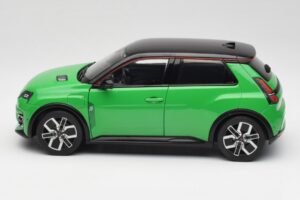 Renault 5 E-Tech Electric Pop Zelený & Černý Norev 1:18 185502 Kov – obrázek 4 z 8