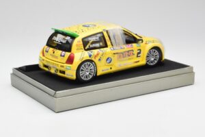 Renault Clio Sport #2 E. Rangoni Renault Clio Trophy Winner 2000 Universal Hobbies 1:18 7711218616 Kov – obrázek 2 z 6
