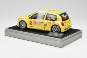 Renault Clio Sport #2 E. Rangoni Renault Clio Trophy Winner 2000 Universal Hobbies 1:18 7711218616 Kov – obrázek 5 z 6