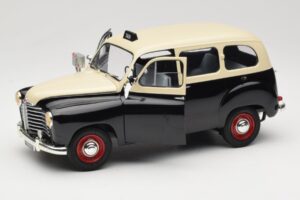 Renault Colorale Taxi Solido 1:18 421183530 Kov – obrázek 2 z 8
