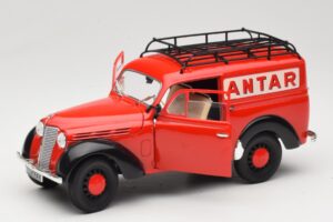 Renault Juvaquatre Utilitaire Červený Solido 1:18 8424 Kov – obrázek 2 z 8