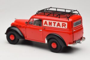 Renault Juvaquatre Utilitaire Červený Solido 1:18 8424 Kov – obrázek 7 z 8