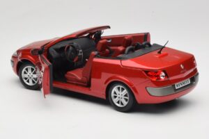 Renault Megane Mk1 CC Červený Solido 1:18 8152 Kov – obrázek 5 z 8