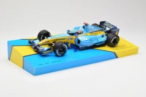 Renault R25 #5 F. Alonso 2nd Place British GP 2005 Minichamps 1:18 147051105 Kov – obrázek 2 z 6