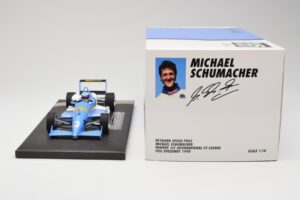 Reynard Spiess F903 #2 M. Schumacher Winner International F3 Fuji Speedway 1990 Minichamps 1:18 517901823 Kov – obrázek 6 z 6