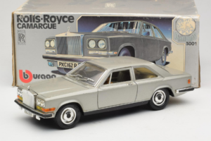 Rolls-Royce Camargue Stříbrný Diamond Edition Bburago 1:18 3001-M3 Kov – obrázek 8 z 8