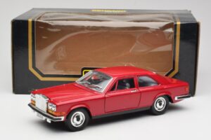Rolls-Royce Camargue Červený Bburago 1:22 3001 Kov – obrázek 8 z 8