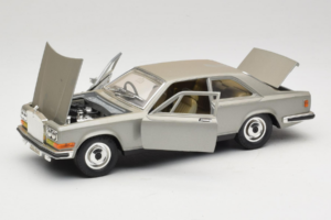 Rolls-Royce Camargue Stříbrný Bburago 1:18 3001-M2 Kov – obrázek 2 z 8
