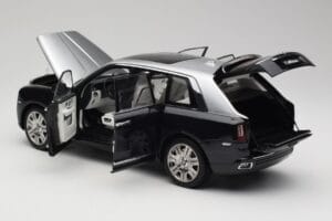 Rolls-Royce Cullinan Černý & Stříbrný OEM 1:18 ROLLS001 Kov – obrázek 5 z 8
