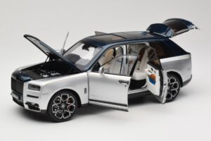Rolls-Royce Cullinan Modrý & Stříbrný Dvoubarevný OEM 1:18 028-16B Kov – obrázek 2 z 8