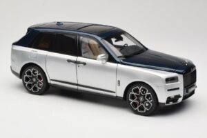 Rolls-Royce Cullinan Modrý & Stříbrný Dvoubarevný OEM 1:18 028-16B Kov – obrázek 6 z 8