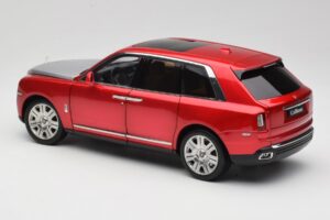Rolls-Royce Cullinan Červený Se Shadow Wheels OEM 1:18 028-18A Kov – obrázek 7 z 8
