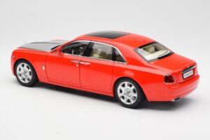 Rolls-Royce Ghost Červený & Stříbrný Kyosho 1:18 008802RS Kov – obrázek 7 z 8