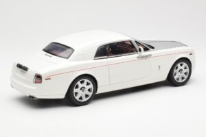 Rolls-Royce Phantom Coupe English Bílý Stříbrný Kyosho 1:18 08861EW Kov – obrázek 3 z 8
