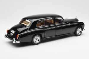 Rolls-Royce Phantom VI EWB Černý Kyosho 1:18 08905BK Kov – obrázek 3 z 8