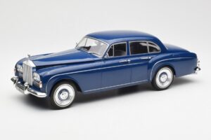Rolls-Royce Silver Cloud III Flying Spur Mulliner RHD Tmavě Modrý MCG 1:18 MCG18124 Kov