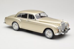Rolls-Royce Silver Cloud III Flying Spur H.J. Mulliner Zlatý MCG 1:18 MCG18058 Kov – obrázek 4 z 6