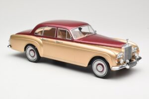 Rolls-Royce Silver Cloud III Flying Spur H.J. Mulliner Červený & Zlatý MCG 1:18 MCG18132 Kov – obrázek 4 z 6