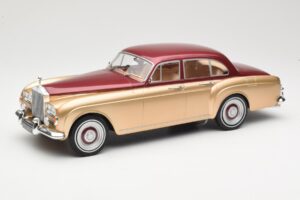 Rolls-Royce Silver Cloud III Flying Spur H.J. Mulliner Červený & Zlatý MCG 1:18 MCG18132 Kov