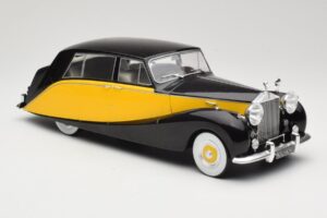 Rolls-Royce Silver Wraith Empress by Hooper Černý & Žlutý MCG 1:18 MCG18066 Kov – obrázek 4 z 6