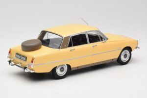 Rover 3500 V8 P6 Krémový MCG 1:18 MCG18046 Kov – obrázek 2 z 6