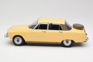 Rover 3500 V8 P6 Krémový MCG 1:18 MCG18046 Kov – obrázek 3 z 6
