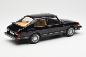 Saab 900 Turbo Černý MCG 1:18 MCG18338 Kov – obrázek 2 z 6