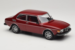 Saab 99 EMS Metallic Červený MCG 1:18 MCG18441 Kov – obrázek 4 z 6