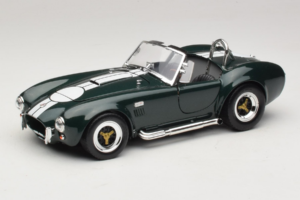 Shelby Cobra 427 S/C Tmavě Zelený Bílé Pruhy Road Signature 1:18 92058-P1 Kov
