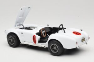 Shelby Cobra 427 S/C Bílý Auto World 1:18 AWSS104 Kov – obrázek 5 z 8