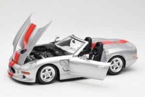 Shelby Series 1 Stříbrný Bburago 1:18 3323 Kov – obrázek 2 z 8