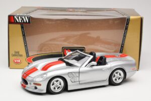 Shelby Series 1 Stříbrný Bburago 1:18 3323 Kov – obrázek 8 z 8