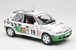 Skoda Felicia Kit Car #19 P. Sibera / P. Gross Tour de Corse 1995 IXO 1:18 18RMC149B Kov – obrázek 4 z 6
