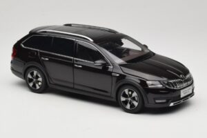 Skoda Octavia Mk4 Combi Hnědý Paudi Model 1:18 ZMR000005BRA Kov – obrázek 6 z 8