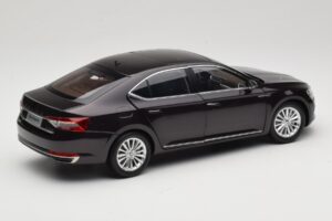 Skoda Superb Mk3 Černý Paudi Model 1:18 ZSS000006BLA Kov – obrázek 3 z 8