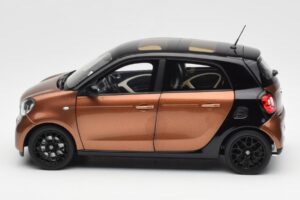 Smart Forfour W453 Černý Hazel Hnědý Norev 1:18 B66960299 Kov – obrázek 4 z 8