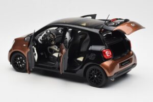 Smart Forfour W453 Černý Hazel Hnědý Norev 1:18 B66960299 Kov – obrázek 5 z 8