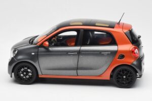 Smart Forfour W453 Lava Oranžový Grafit Šedý Norev 1:18 B66960298 Kov – obrázek 4 z 8