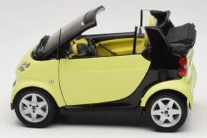 Smart Fortwo 450 Cabrio Žlutý Minichamps 1:18 0012889V001C49Q00 Kov – obrázek 4 z 8