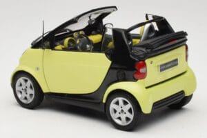 Smart Fortwo 450 Cabrio Žlutý Minichamps 1:18 0012889V001C49Q00 Kov – obrázek 7 z 8