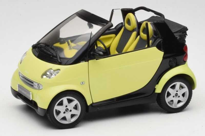 Smart Fortwo 450 Cabrio Žlutý Minichamps 1:18 0012889V001C49Q00 Kov