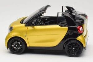 Smart Fortwo 453 Kabriolet Černý A Žlutý Norev 1:18 B66960289 Kov – obrázek 4 z 8