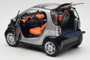 Smart Fortwo Černý Kyosho 1:18 0004830V000C08Q00 Kov – obrázek 5 z 8