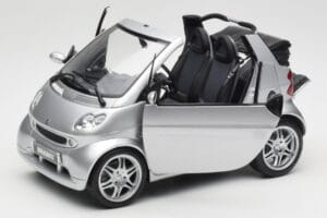 Smart Fortwo W450 Brabus Cabrio Stříbrný Edice Prodejce Kyosho 1:18 0017769V001C05Q00 Kov – obrázek 2 z 8