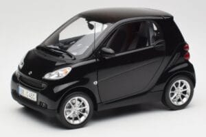 Smart Fortwo Coupé W451 Deep Černý Minichamps 1:18 Q0022563V001C02Q00 Kov