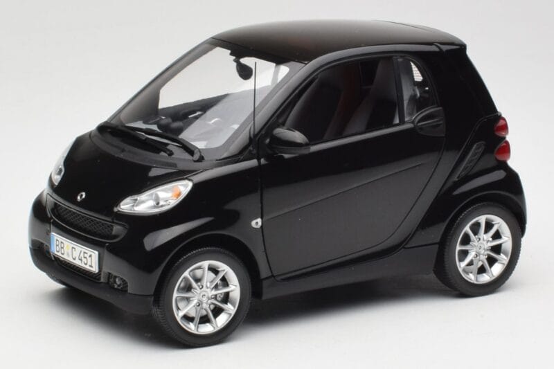 Smart Fortwo Coupé W451 Deep Černý Minichamps 1:18 Q0022563V001C02Q00 Kov