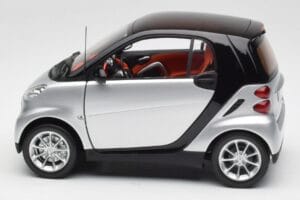 Smart Fortwo Coupé W451 Stříbrný & Černý Minichamps 1:18 Q0022528V001C75Q00 Kov – obrázek 4 z 8