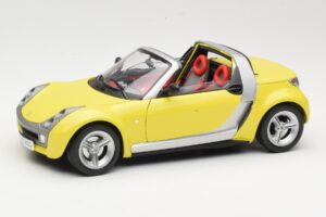 Smart Roadster 452 Žlutý Bburago 1:18 34099-M2 Kov
