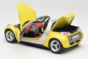 Smart Roadster 452 Žlutý Bburago 1:18 34099-M2 Kov – obrázek 5 z 8